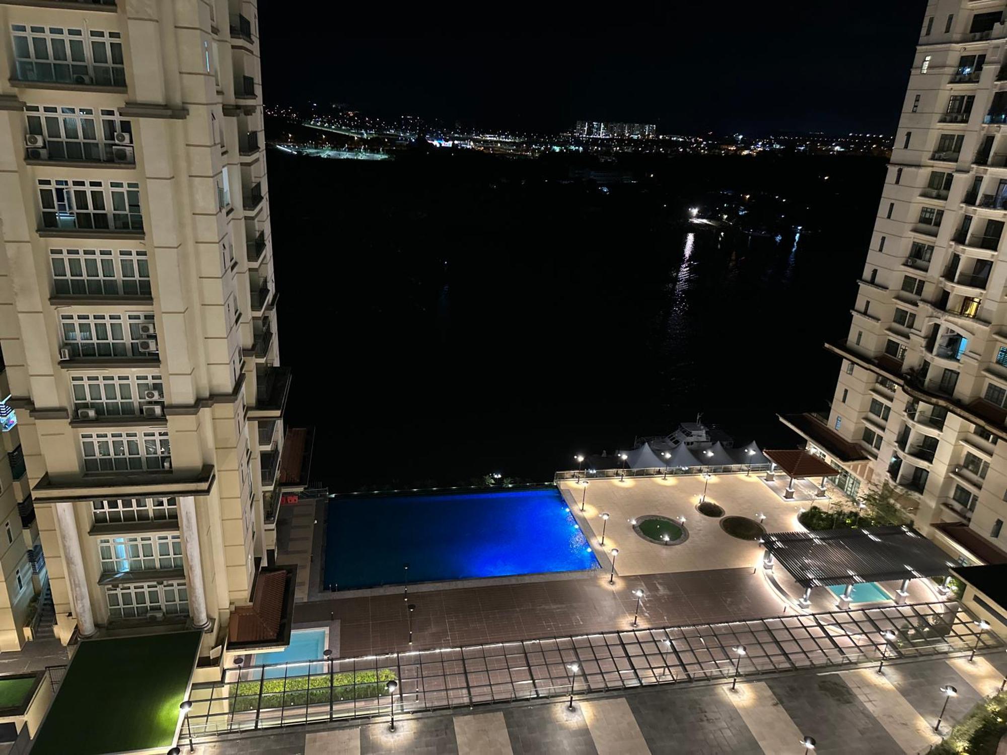A.r Riverine Diamond Apartment